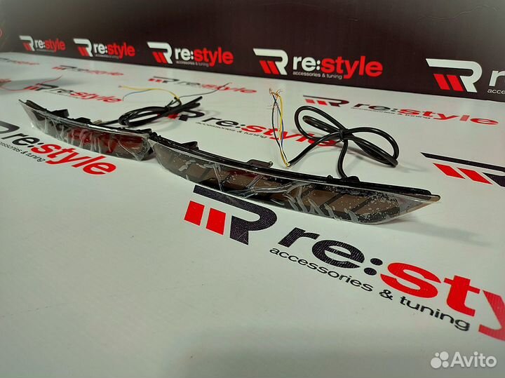 Катафоты Subaru Forester 08-18г Бег поворотник