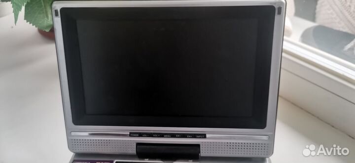 Портативный dvd плеер