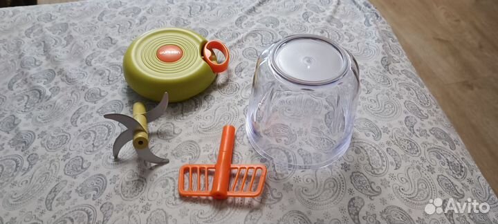 Ручной измельчитель овощей