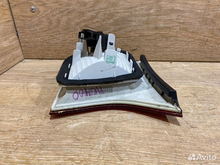 Фонарь задний левый Audi A4 B7 Арт. 110400