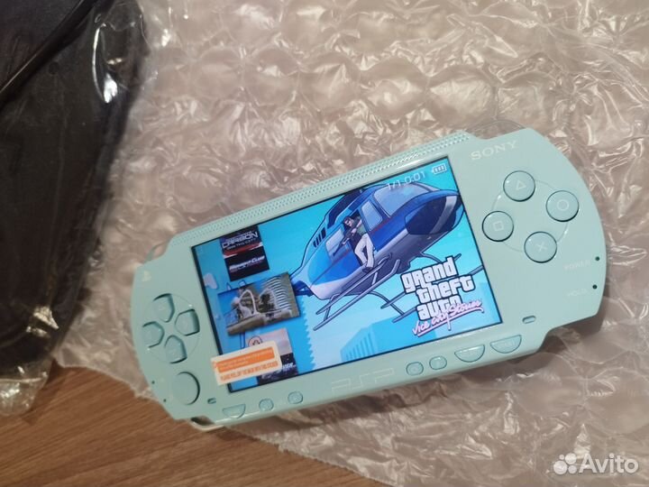 Sony PSP 1006 бирюзовая 64 гб