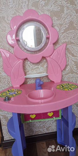 Туалетный столик