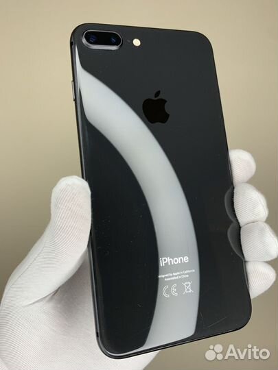 iPhone 8 Plus, 64 ГБ