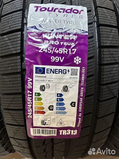 Tourador Winter Pro TSU2 245/45 R17 99V