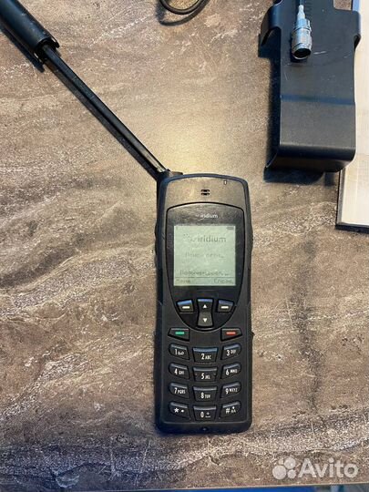 Спутниковый телефон iridium 9555