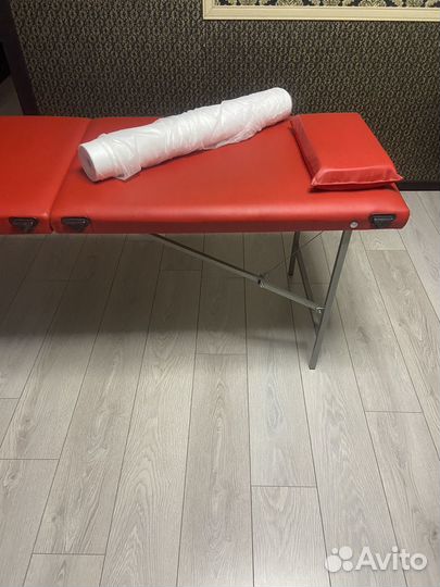 Массажная кушетка
