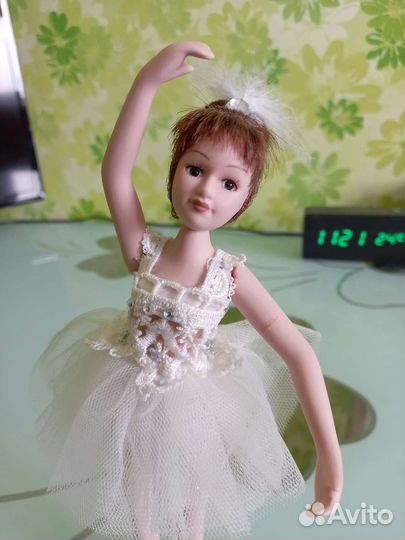 Кукла фарфоровая, балерина