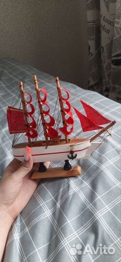 Кораблик Алые Паруса