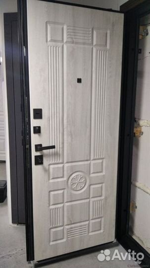 Дверь входная Рим 11см