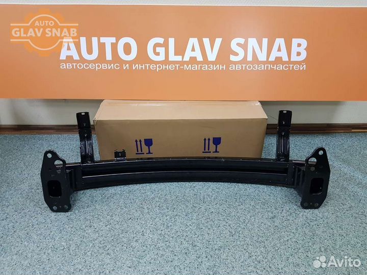 Усилитель переднего бампера Хендай Солярис