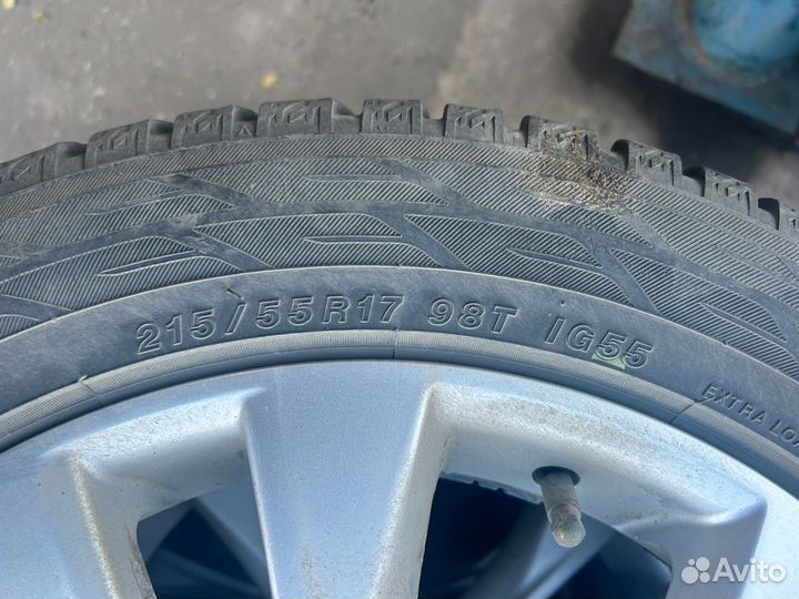 Yokohama Ice Guard Stud IG55 215/55 R17 98T