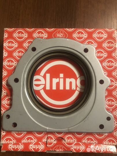 Сальник коленвала в корпусе задний lancer 1.5