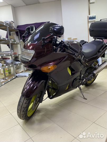 Kawasaki zzr400-2