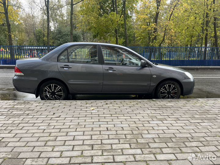 Mitsubishi Lancer 1.6 AT, 2004, 170 000 км