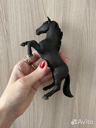 Фигурка лошади шляйх