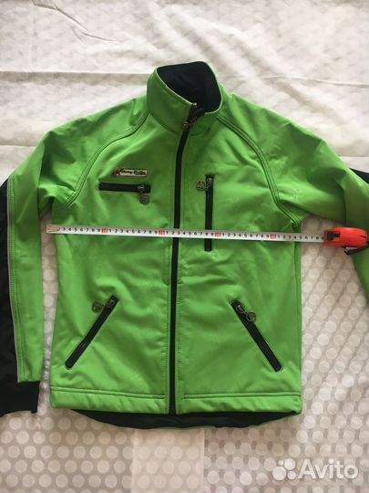 Лыжная разминочная куртка