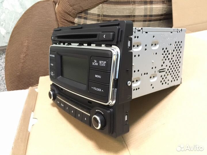 Штатная магнитола Hyundai H-1 Grand starex