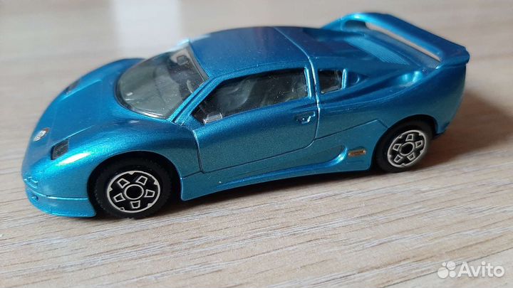 Машинки 1/43 коллекционные