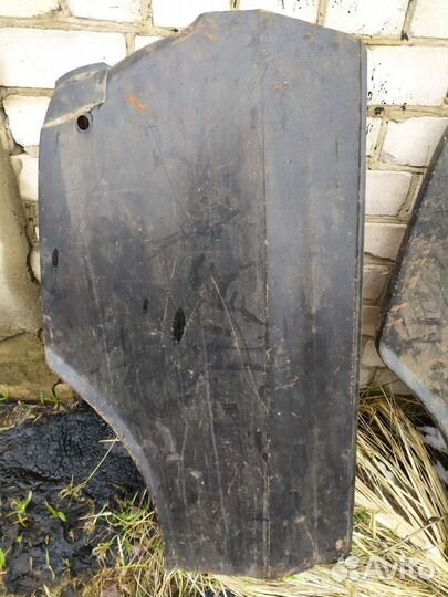 Крыло Москвич