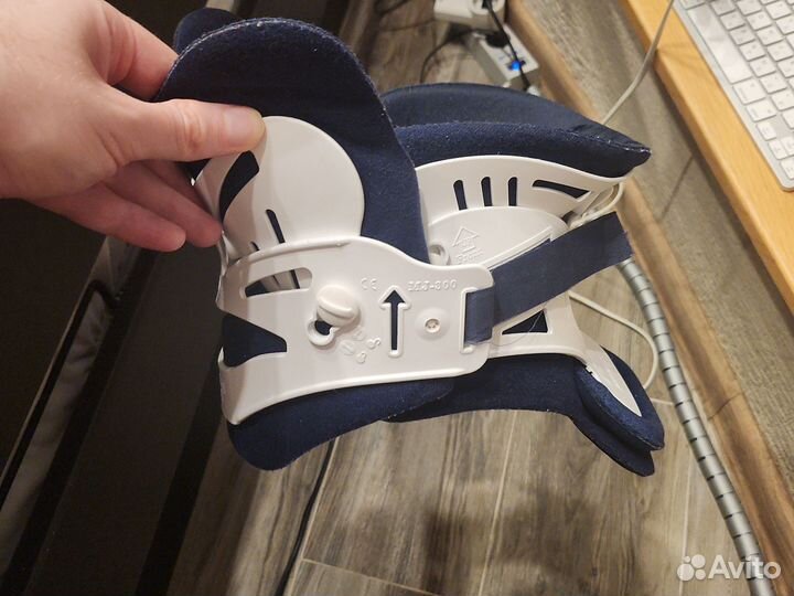 Шейный ортез жесткий Miami J (MJ-300)