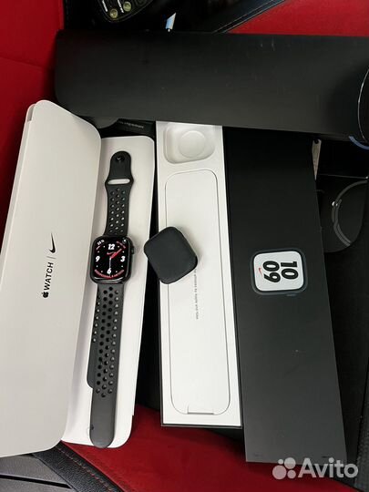Apple Watch Series 7 Nike 45mm