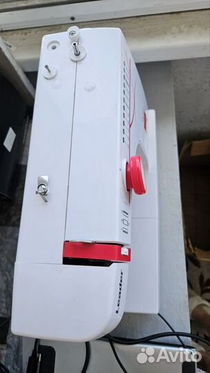 Швейная машинка leader vs315