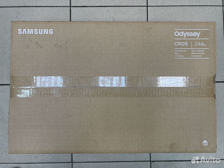 Монитор Samsung CRG5 24’