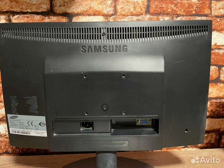 Монитор Samsung 19'