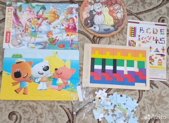 Книги детские, развивающие, пазлы