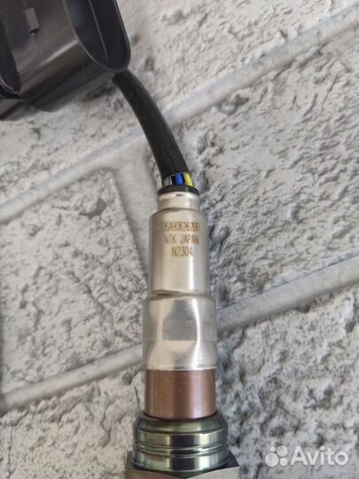 Лямбда зонд Октавия Гольф 1.6 102 л.с