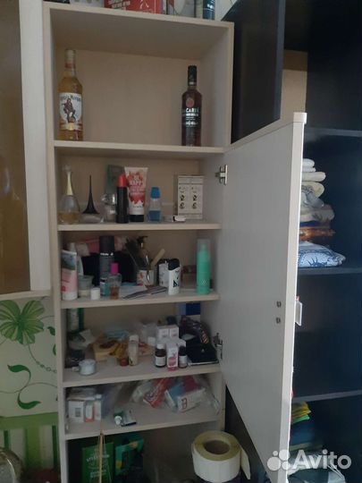 Шкаф навесной бу