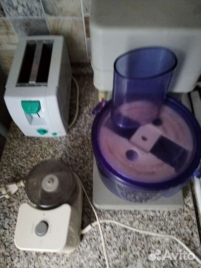 Кофемолка. Тостер. Комбайн кухонный