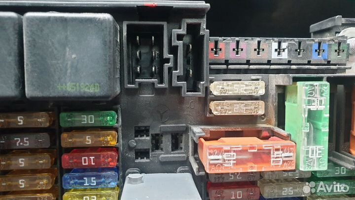 Блок предохранителей задний Mercedes M-Class W164