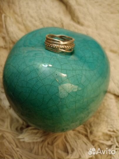 Серебряное кольцо широкое с фианитами 16,5 р
