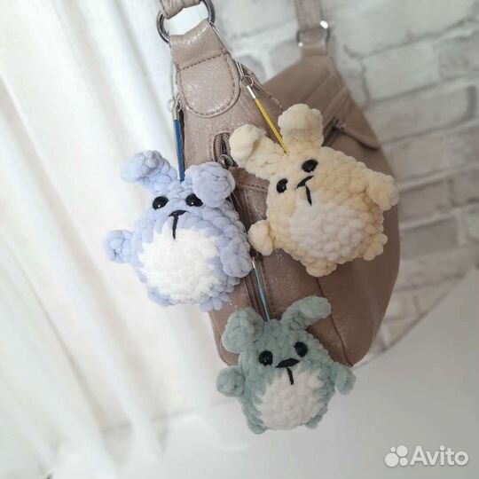 Вязаные брелки заяц зайчик хаски собака дракончик