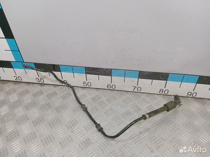 Б/У Трубка вентиляции расширительного бачка#001