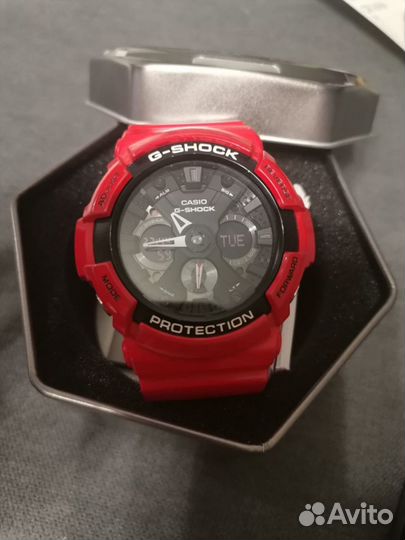 Часы Casio G-Shock GST-B100, ga-1000