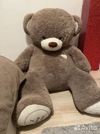 Плюшевый медведь