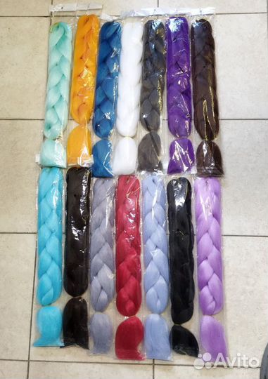 Канекалон однотонный 1 шт