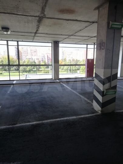 Машиноместо, 16 м²