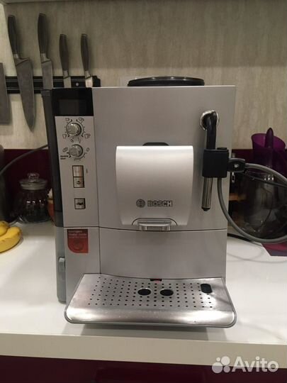 Кофемашина Bosch TES 50321 RW