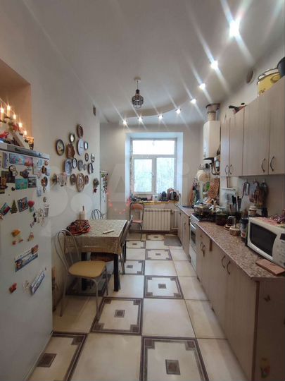 4-к. квартира, 103 м², 4/4 эт.