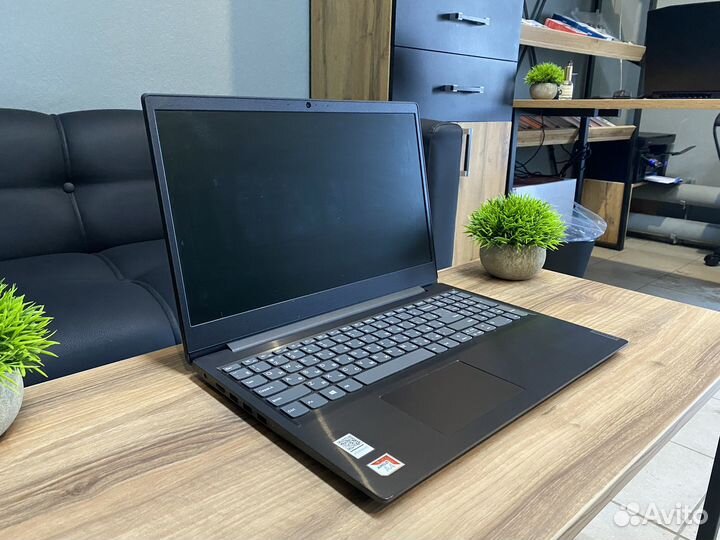 Lenovo шустрый 2020г AMD A4-9125 4gb 128gb SSD
