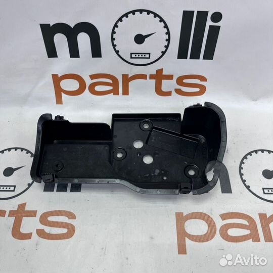 Кронштейн Audi A6 C8 2021