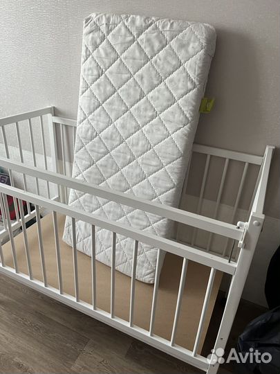 Детская кроватка 120х60 с матрасом