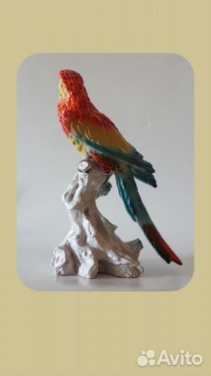Скульптура фарфор попугай антиквариат из Европы