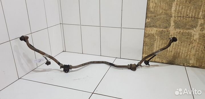 Стабилизатор передний