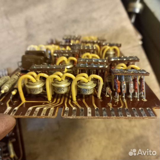 Плата с радиодеталеми