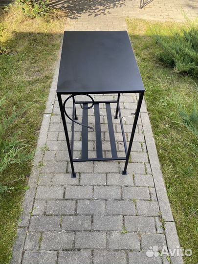 Примангальный столик