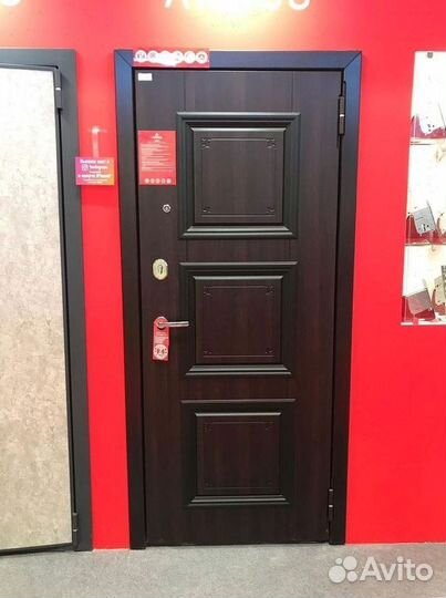Двери входные металлические в Казани